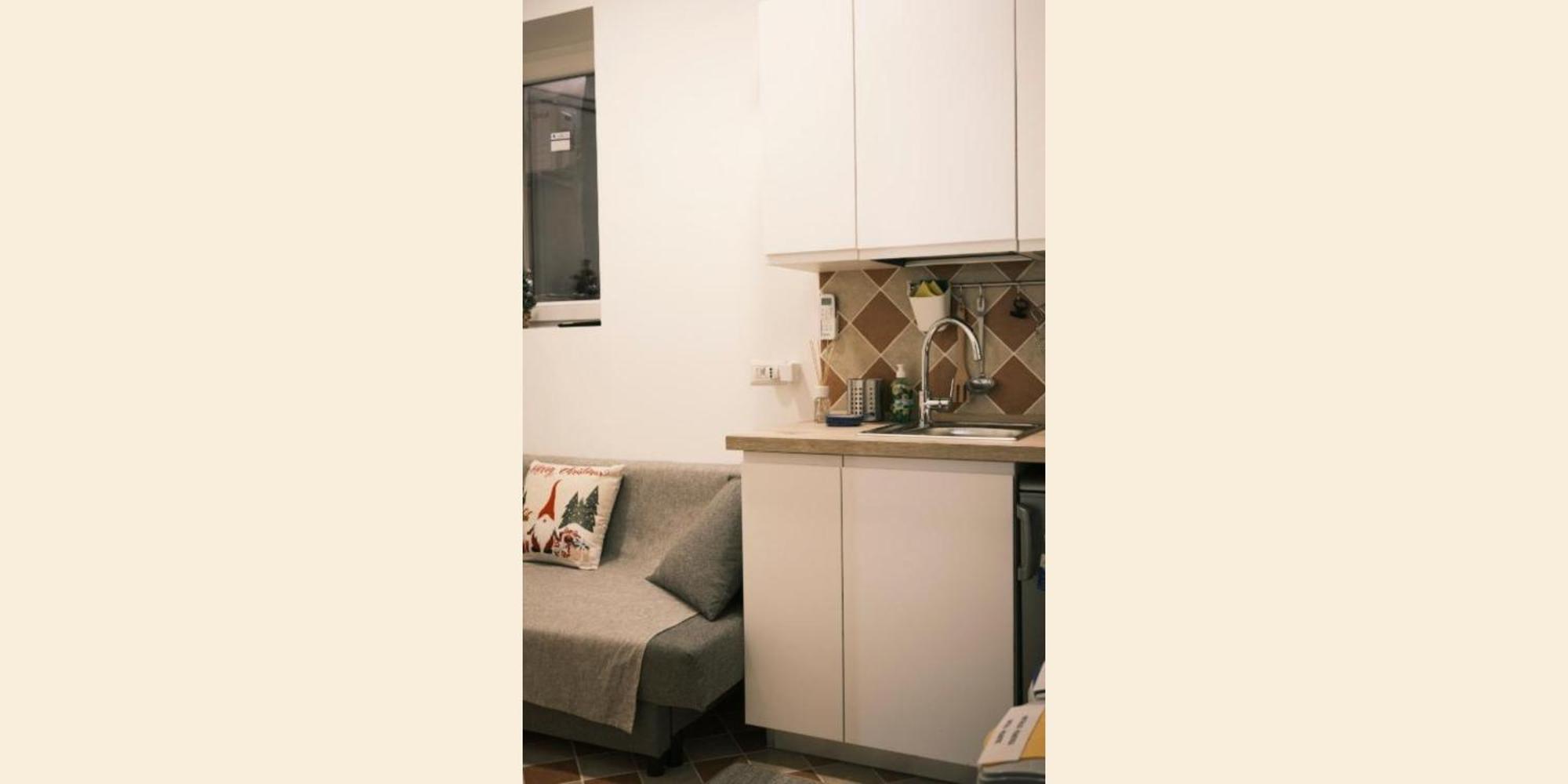 Nespolino, Piccola Casetta In Centro Storico Al Piano Terra Con Piccolo Spazio Esterno Privato Neapel Exterior foto